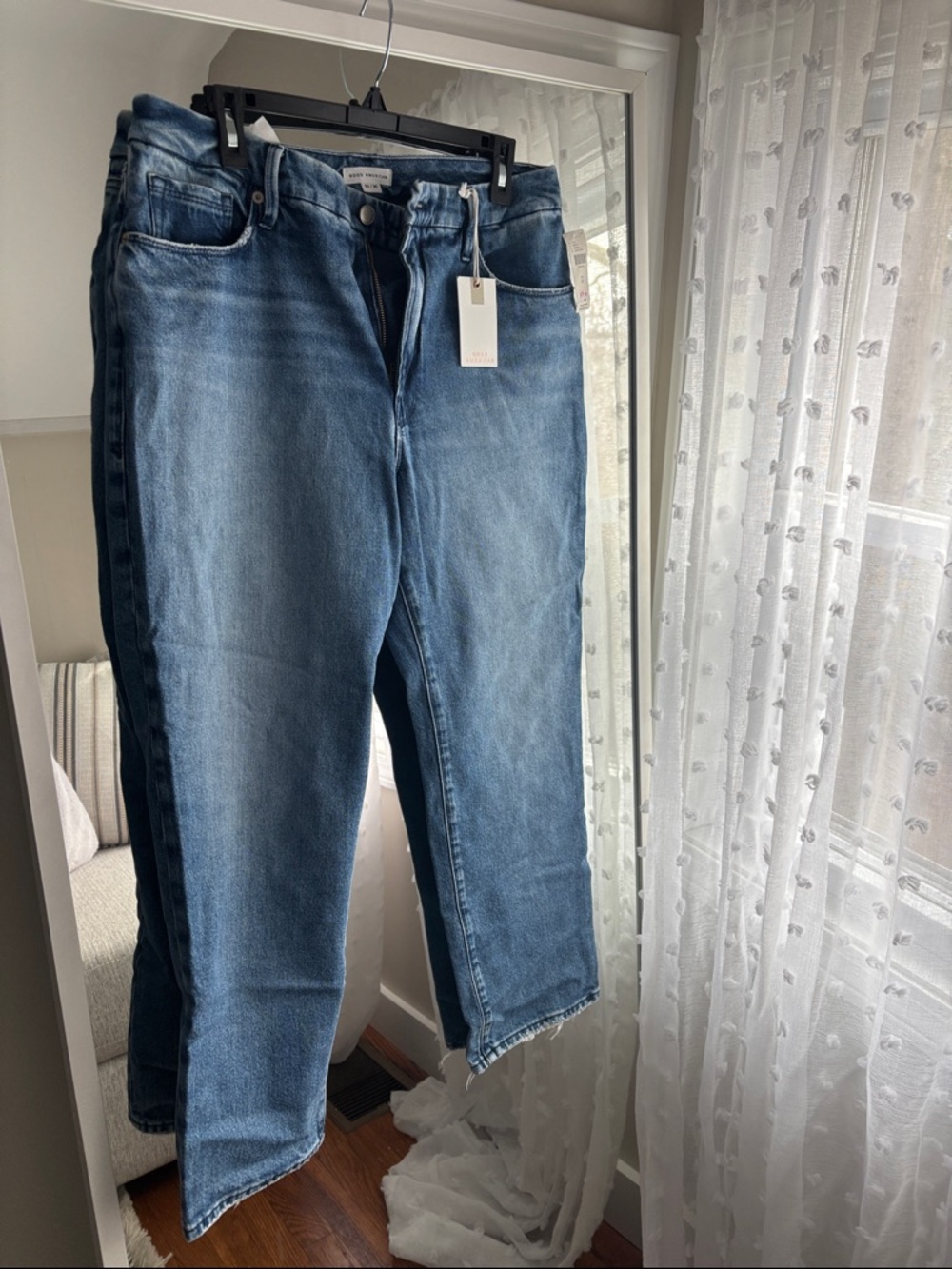 Good American Mid Blue Cropped Straight Jeans